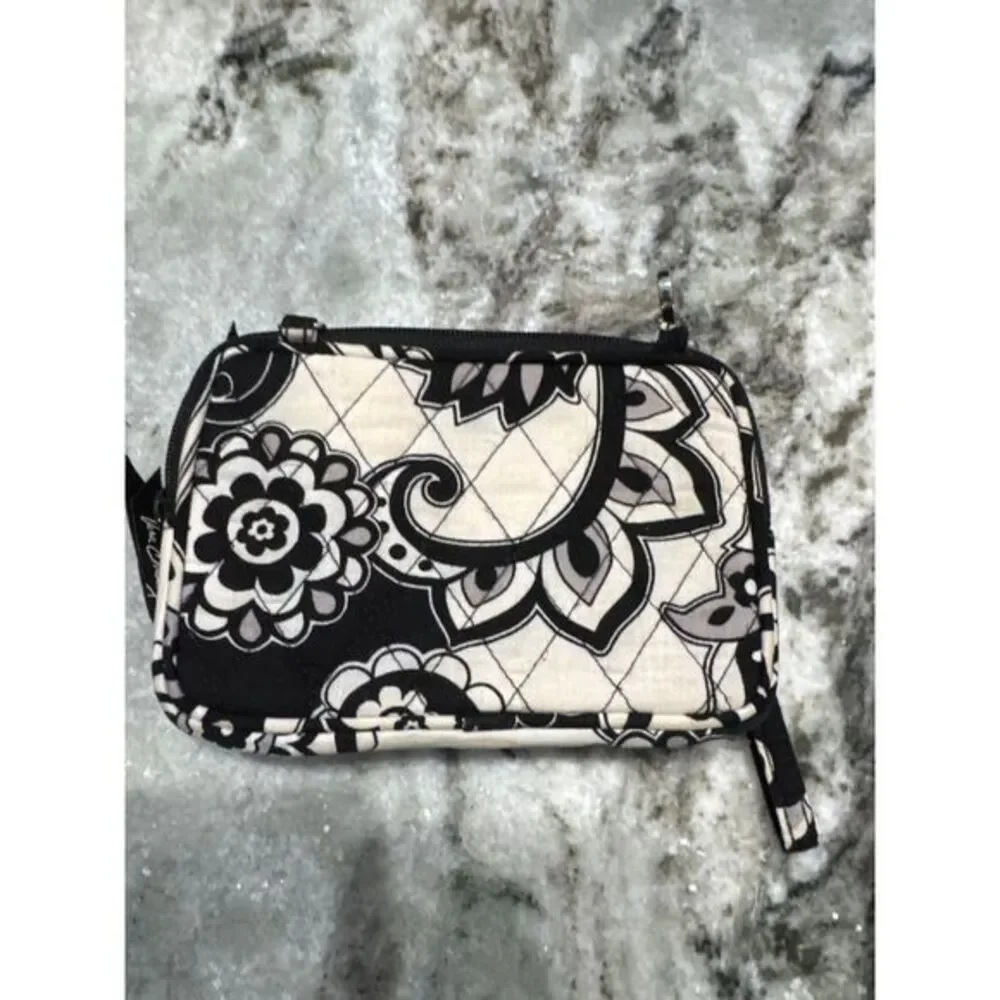 Vera Bradley 2 Zip Wallet Wristlet in Midnight Paisley Black Cream - Picture 4 of 7